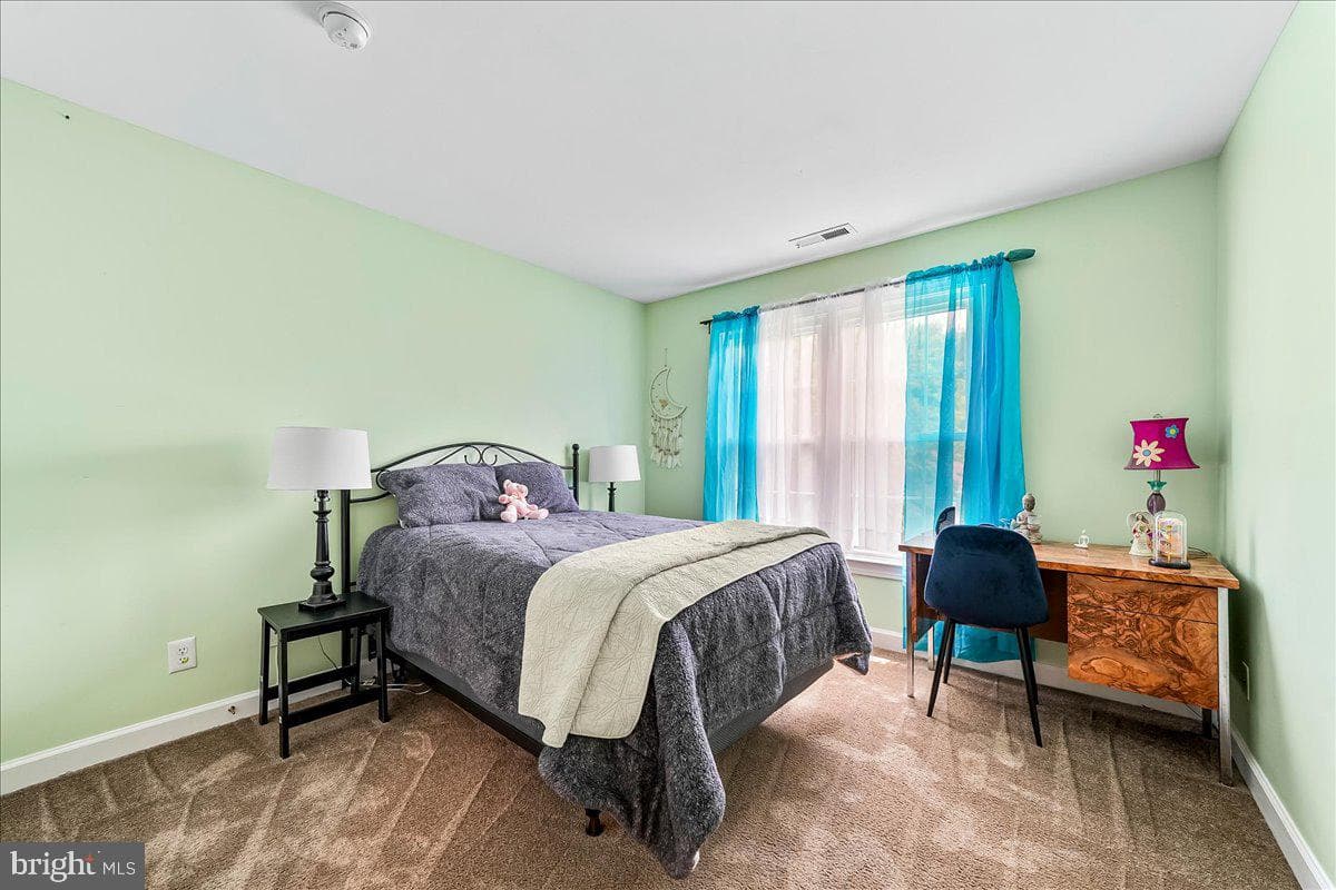 39 Maple Lane photo 34