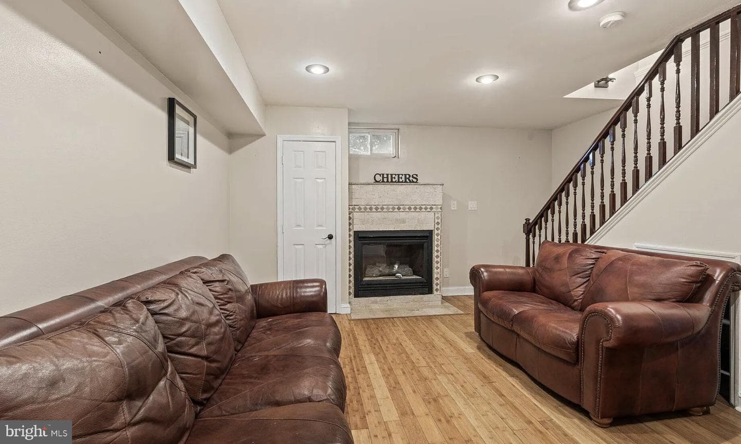 377 E Madison Avenue photo 10