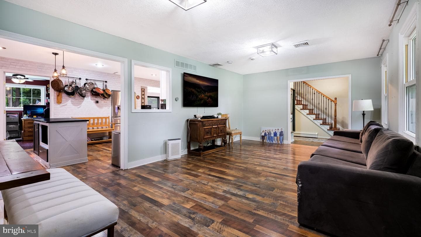4 Mendenhall Drive photo 14