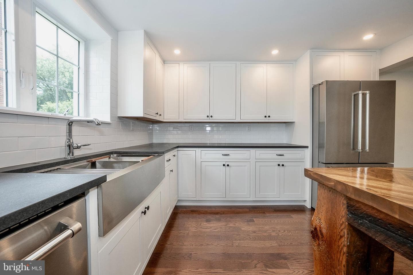 2842 Haverford Road photo 13