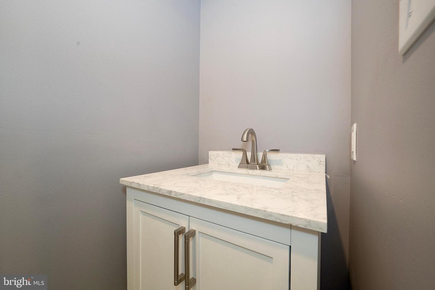 2842 Haverford Road photo 25