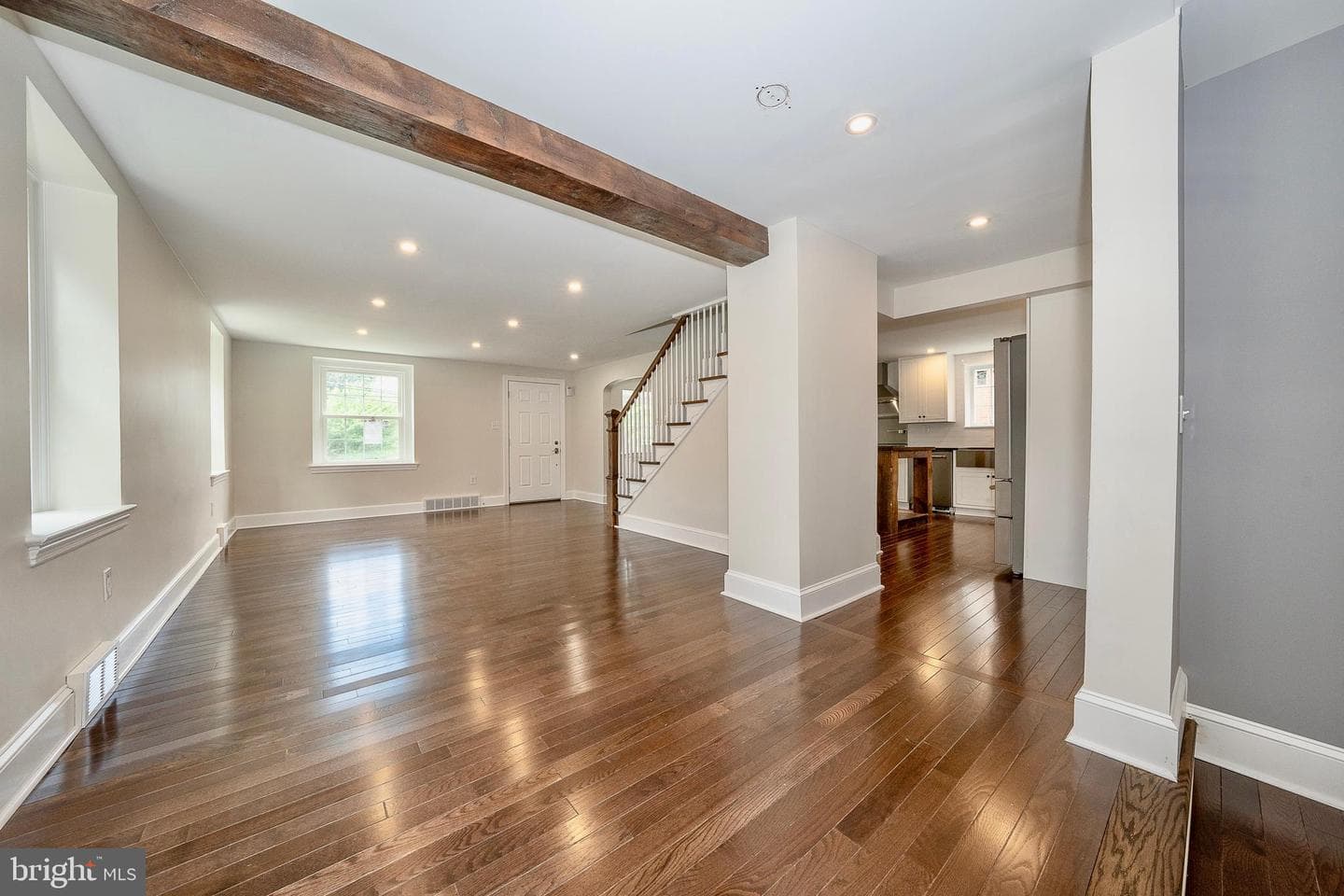2842 Haverford Road photo 4