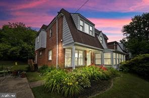 611 N Jackson Street photo 1