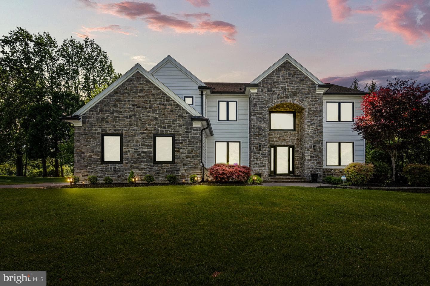 3219 Sarum Farm Lane