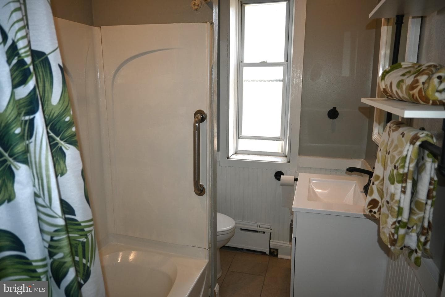 281 N Wycombe Avenue photo 21
