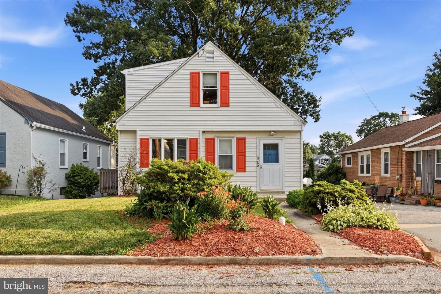 210 Walnut Road photo 3