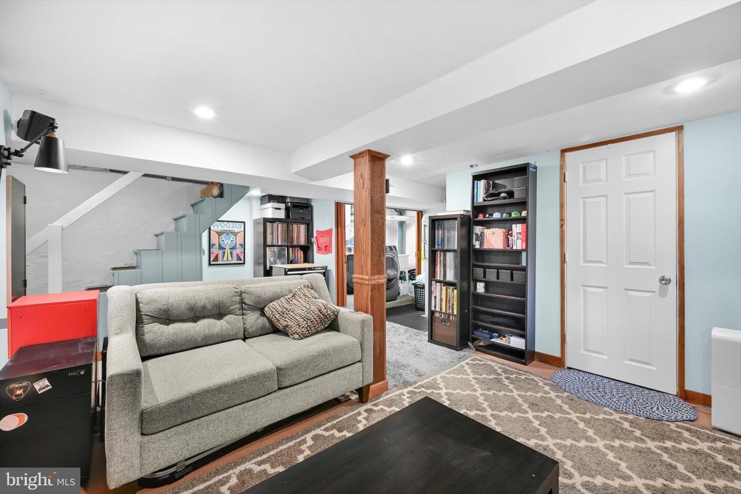 2420 Franklin Avenue photo 26