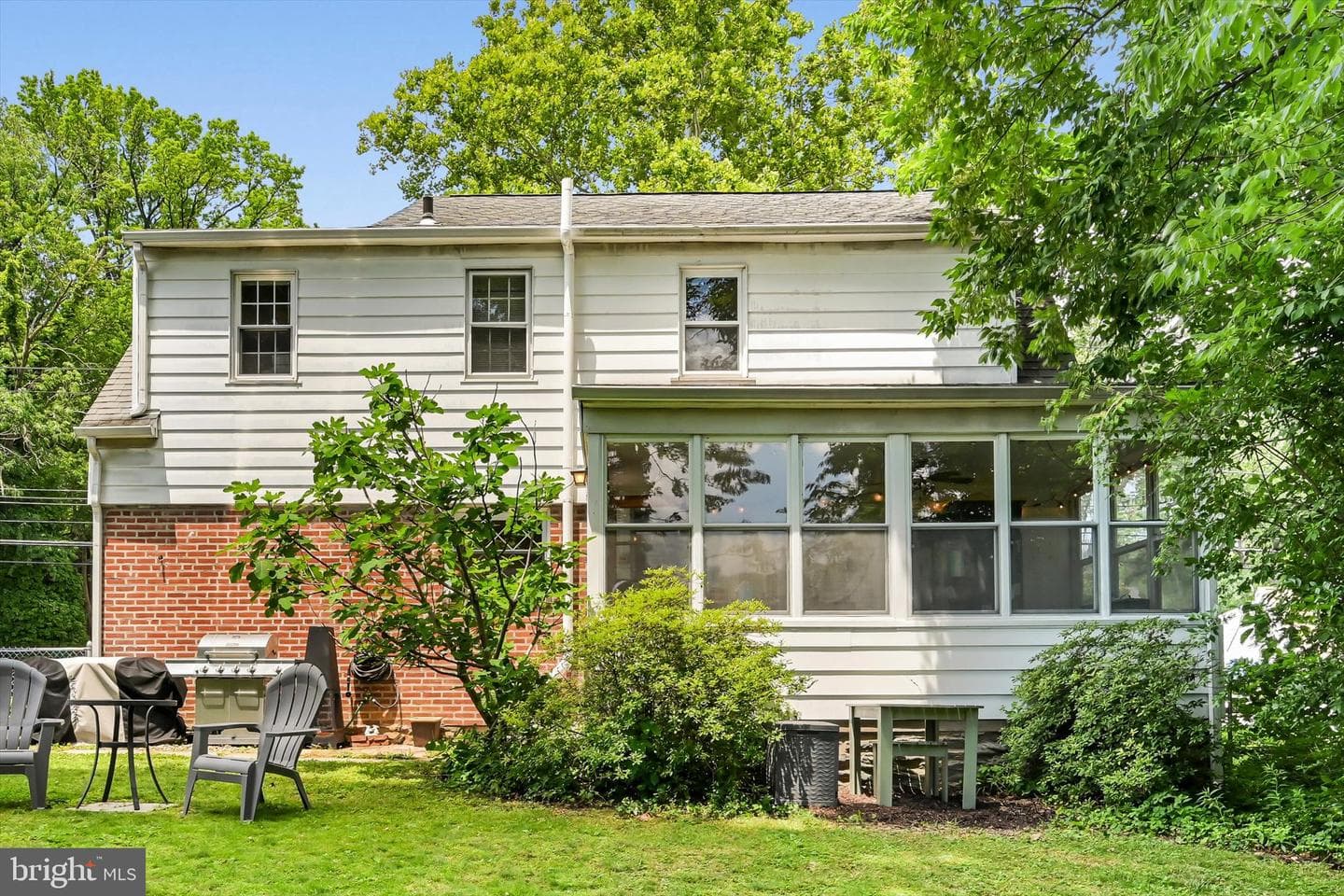 2420 Franklin Avenue photo 31