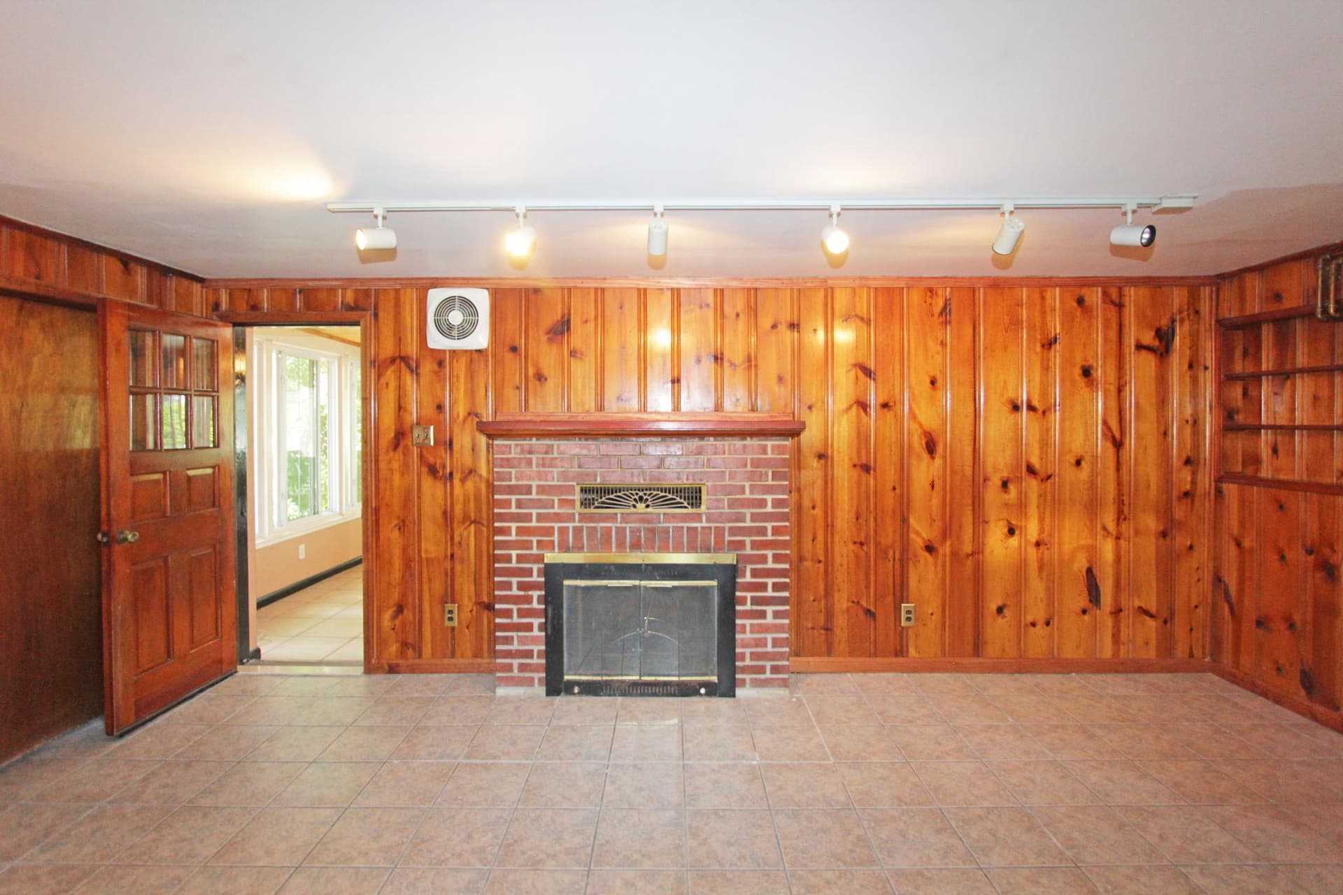 929 Cherry Tree Road photo 5