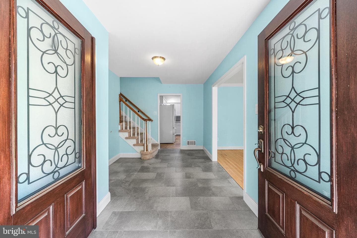14 College Avenue photo 5
