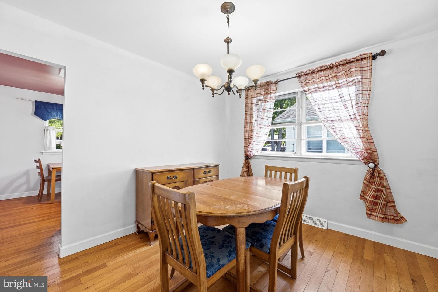 905 Amosland Road photo 12