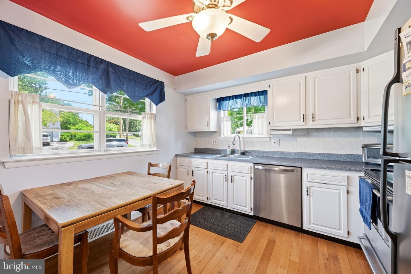 905 Amosland Road photo 15
