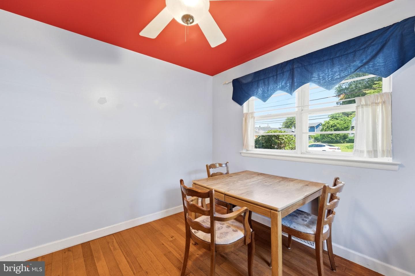 905 Amosland Road photo 19