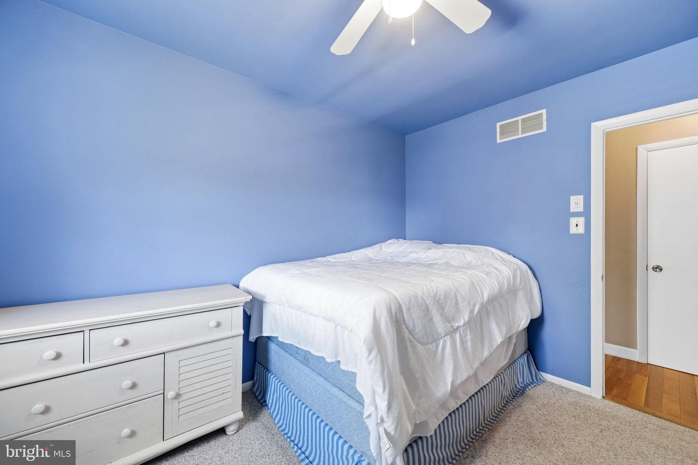 905 Amosland Road photo 21