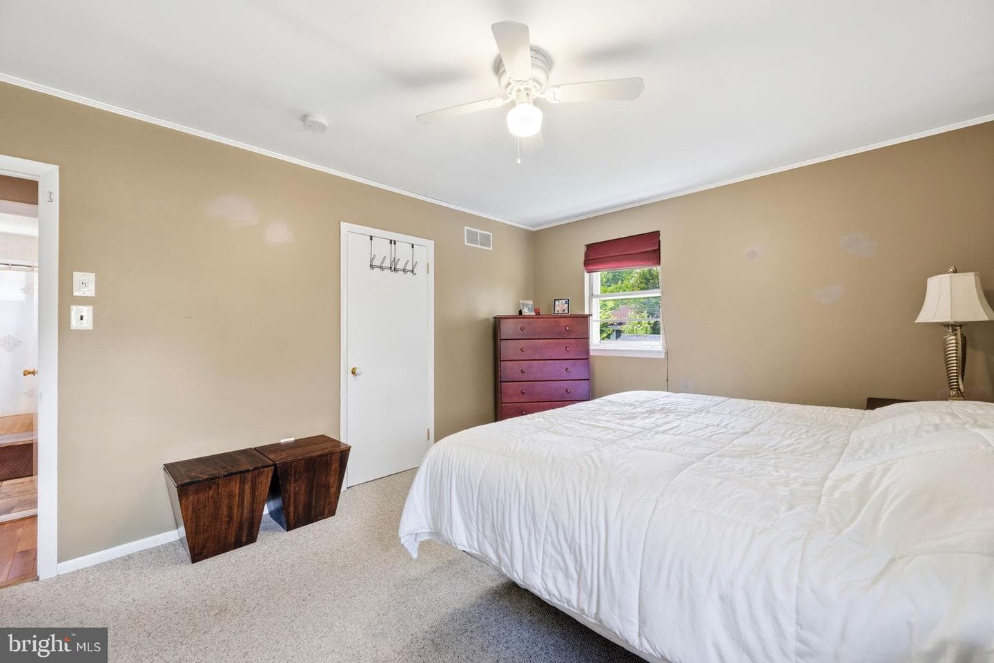 905 Amosland Road photo 24