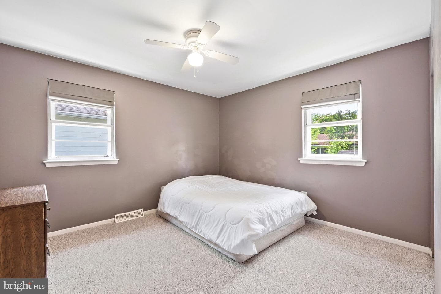 905 Amosland Road photo 29