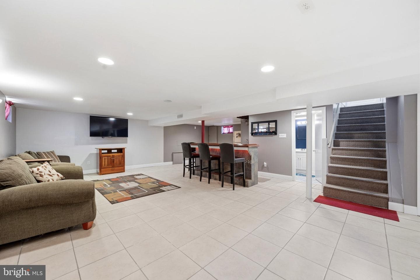 905 Amosland Road photo 34