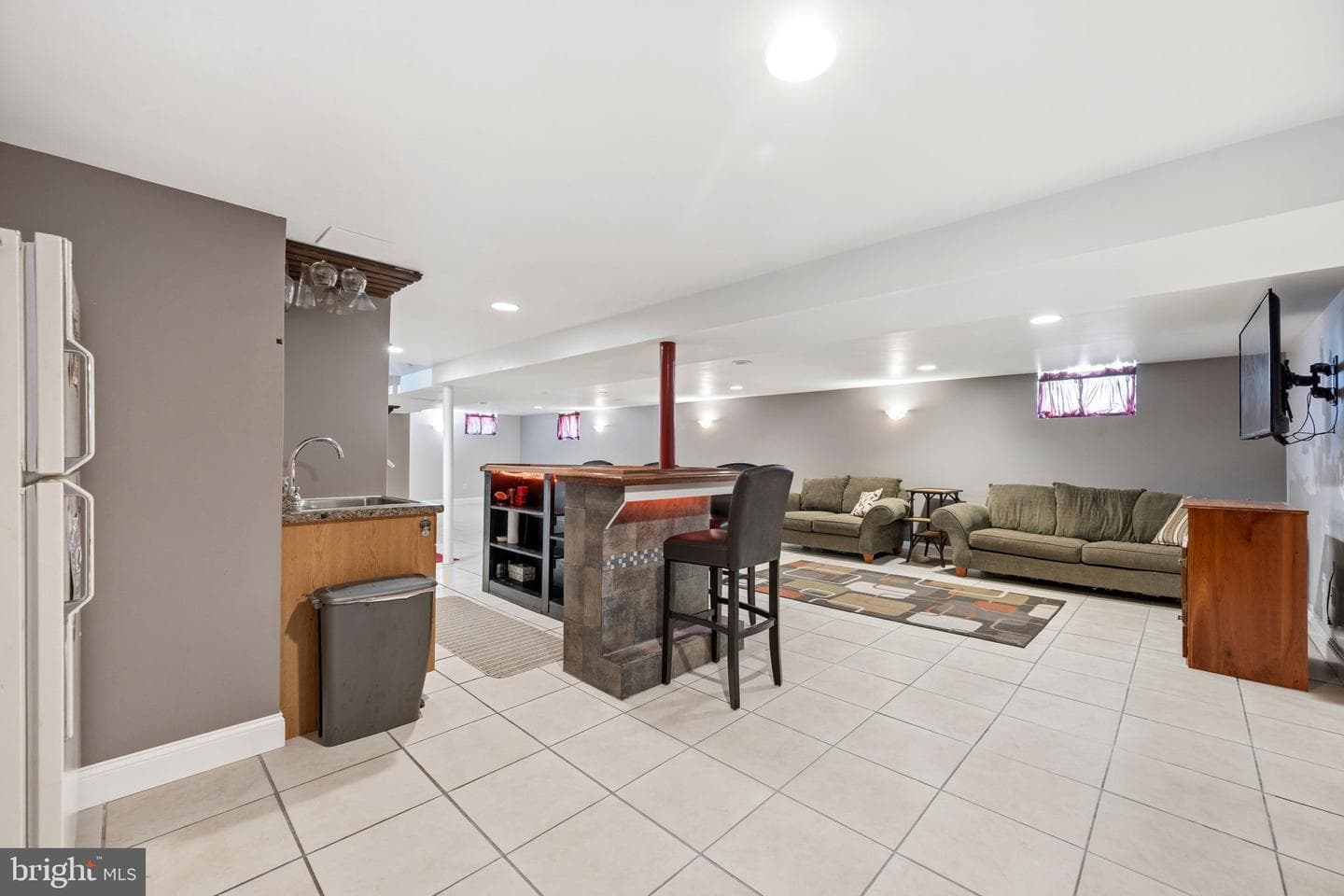 905 Amosland Road photo 36
