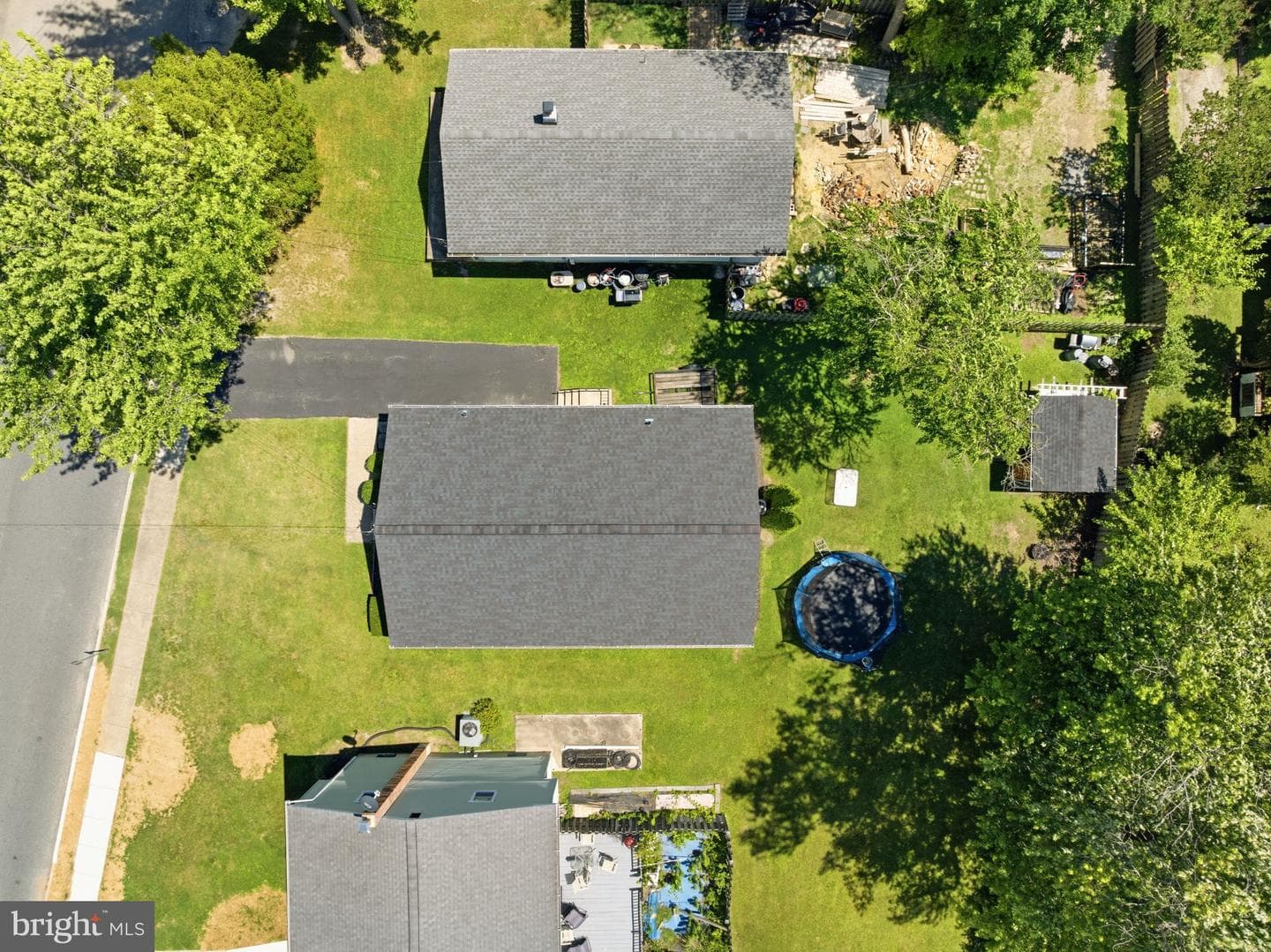 905 Amosland Road photo 44