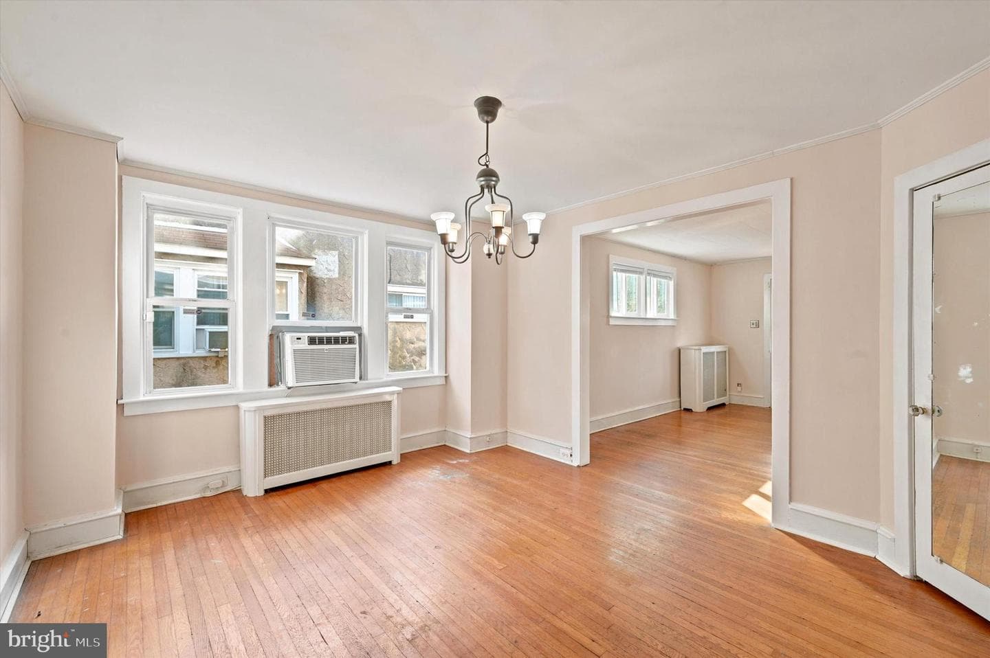 200 W Plumstead Avenue photo 11