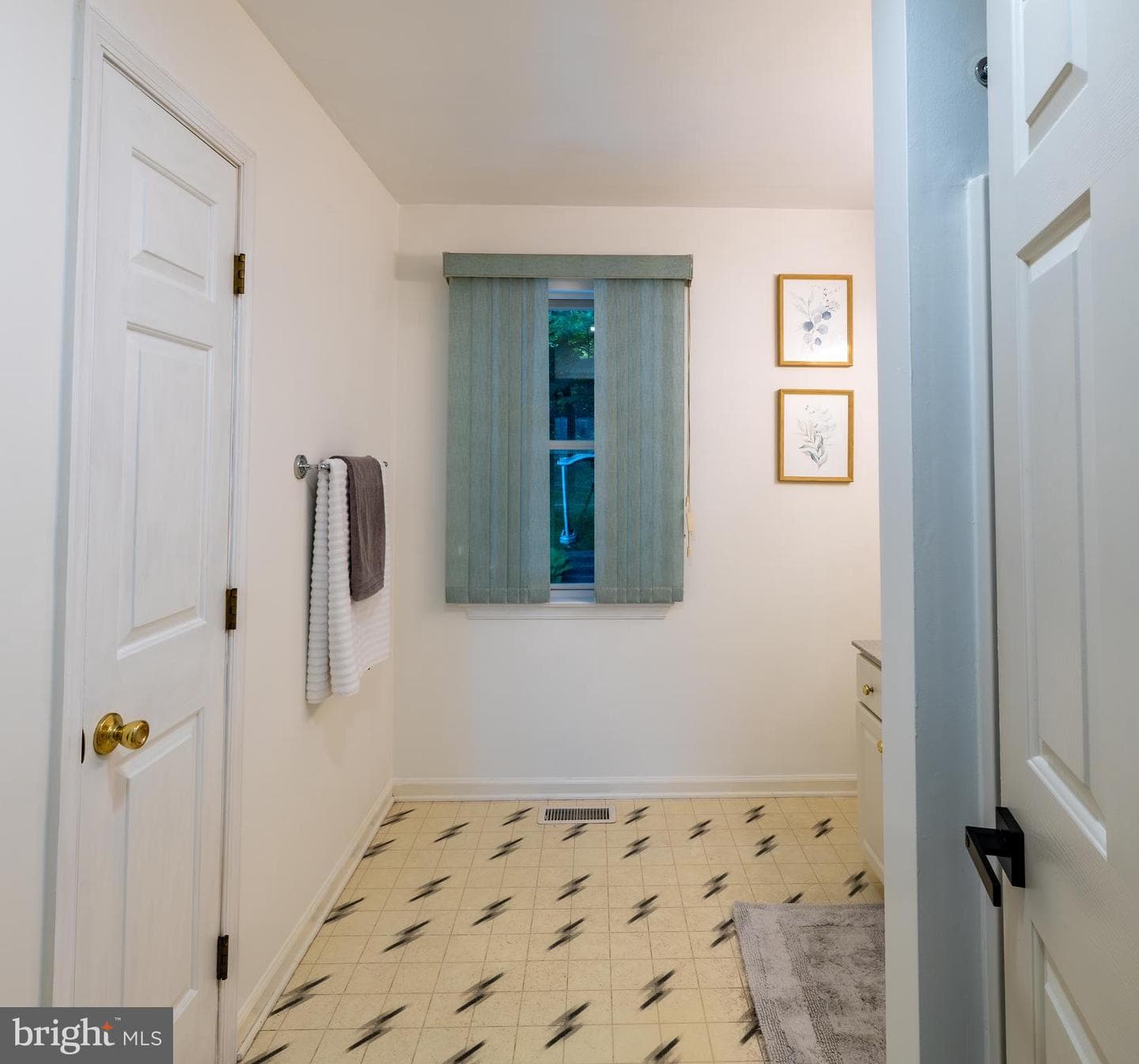 517 Beatty Road photo 18