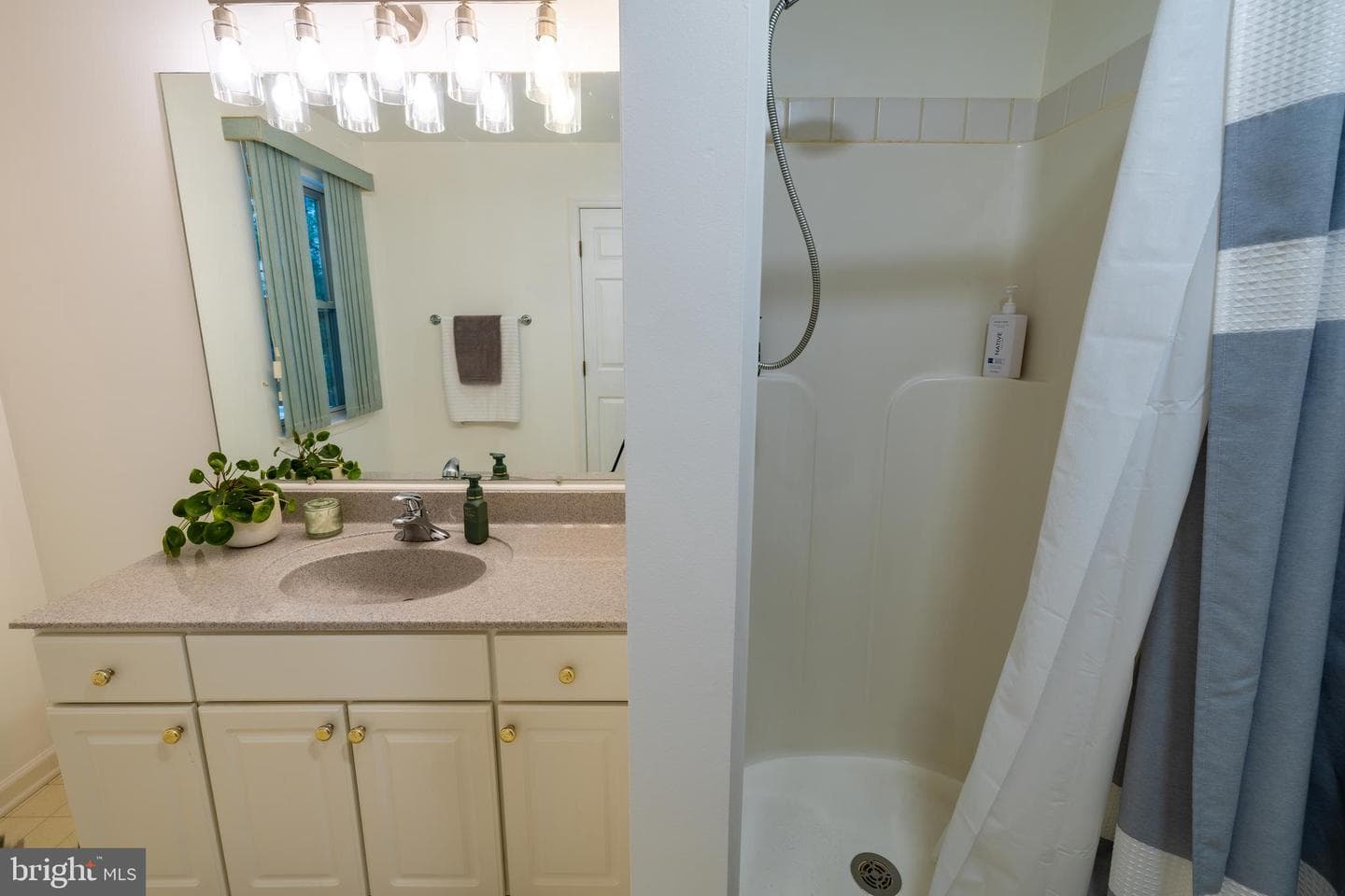 517 Beatty Road photo 20