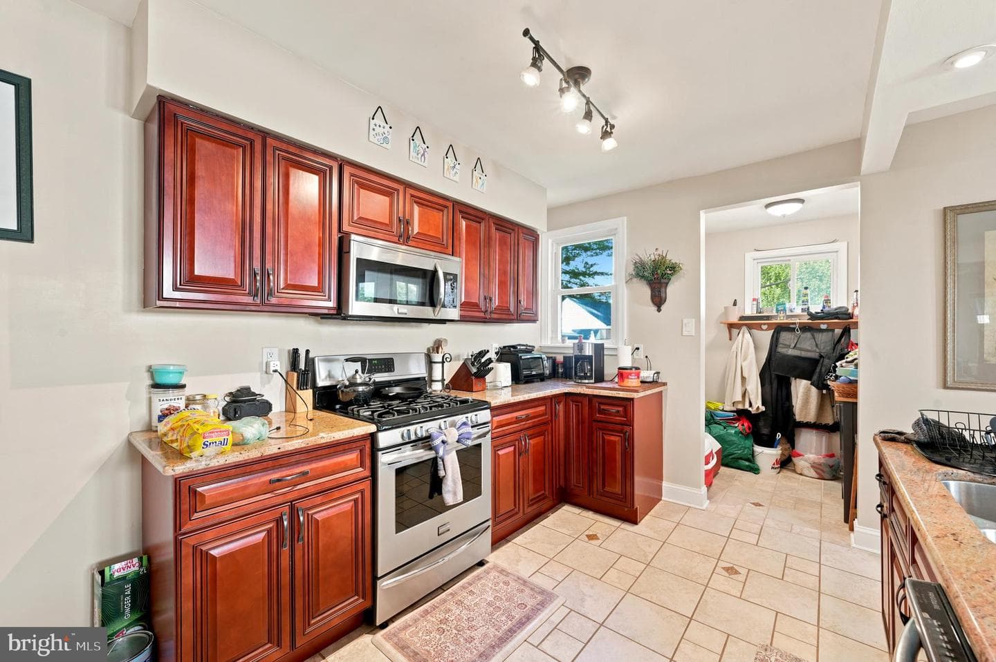 152 Shelbourne Road photo 10