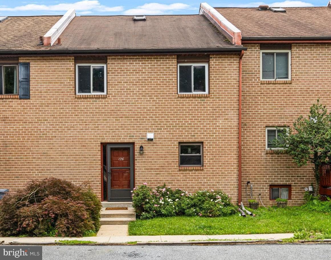 126 Eaton Drive photo 33