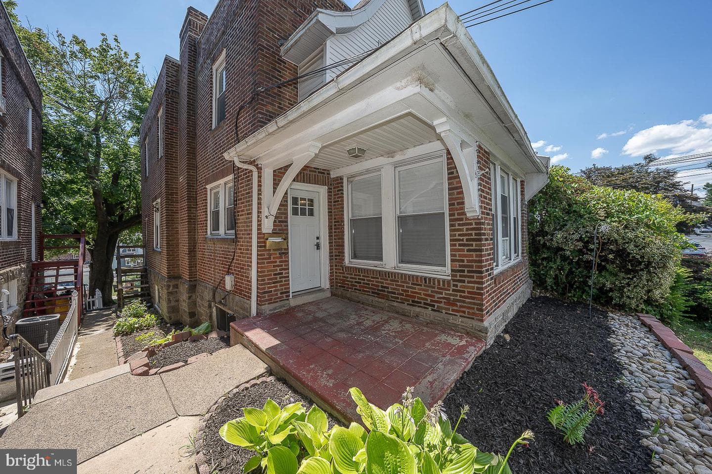 718 Bullock Avenue photo 55