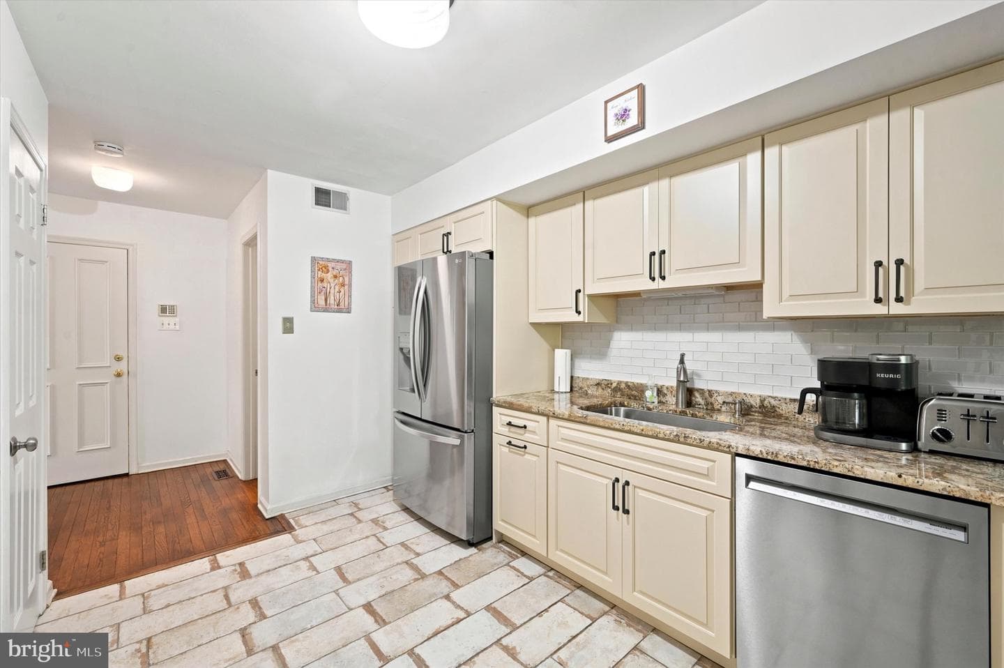 12 Kincaid Court photo 11