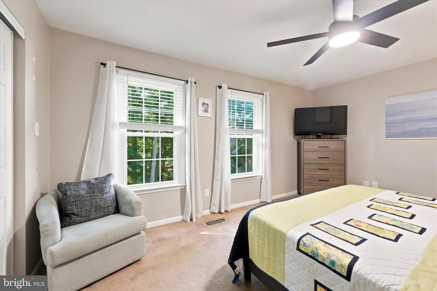 1603 N Glen Drive #1603 photo 13