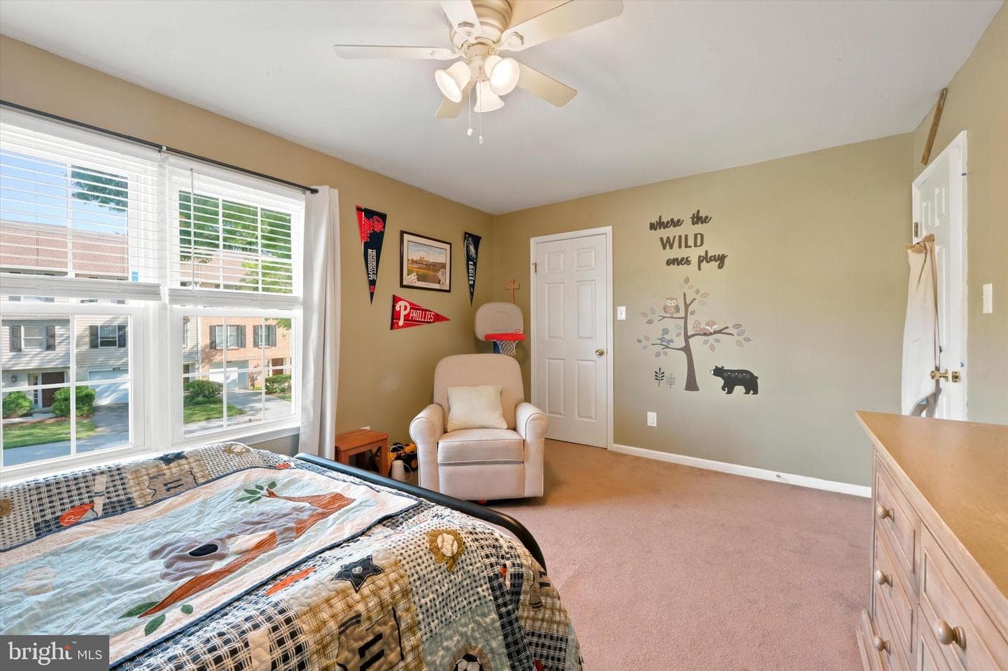 1603 N Glen Drive #1603 photo 18