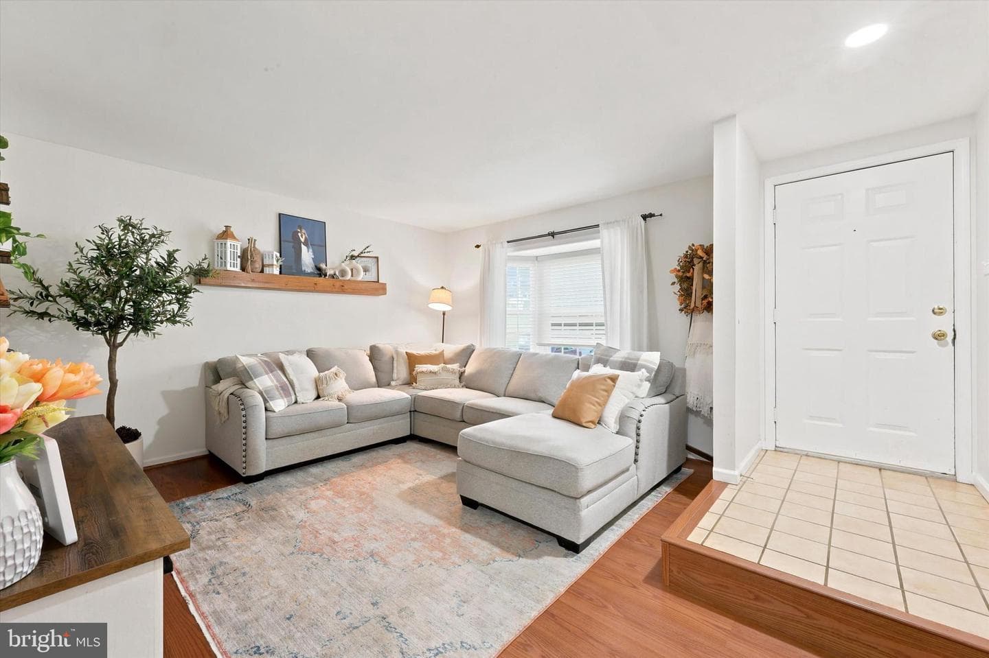 1603 N Glen Drive #1603 photo 4