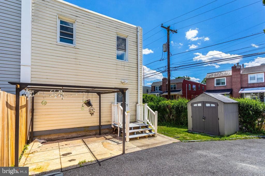 234 Windsor Avenue photo 25