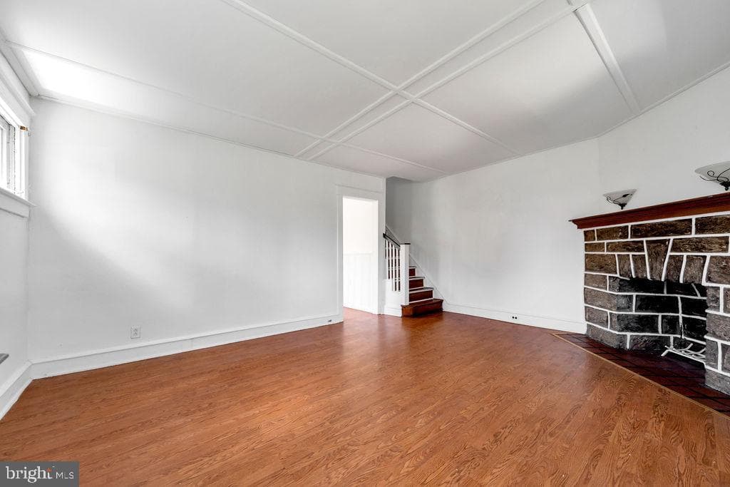 234 Windsor Avenue photo 4