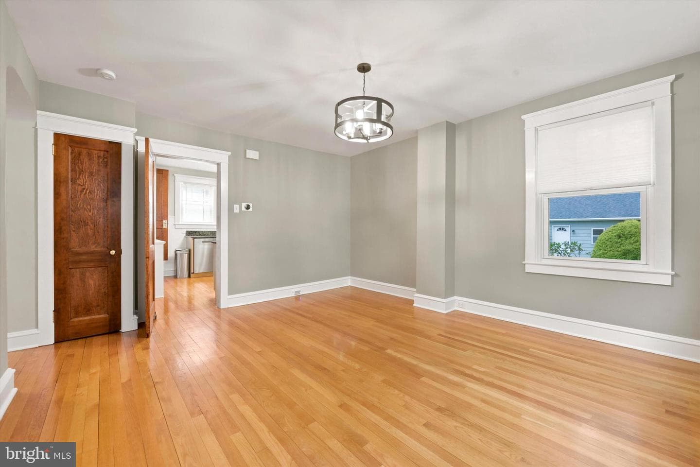 223 E Second Street photo 12