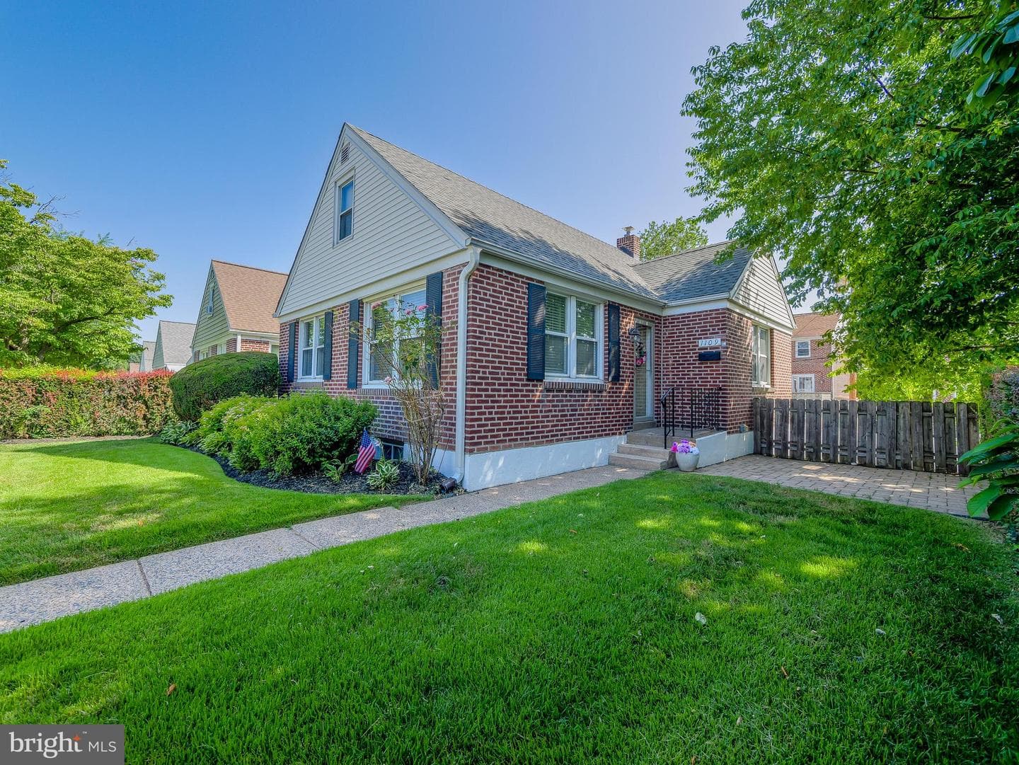 1109 Old Lane photo 3