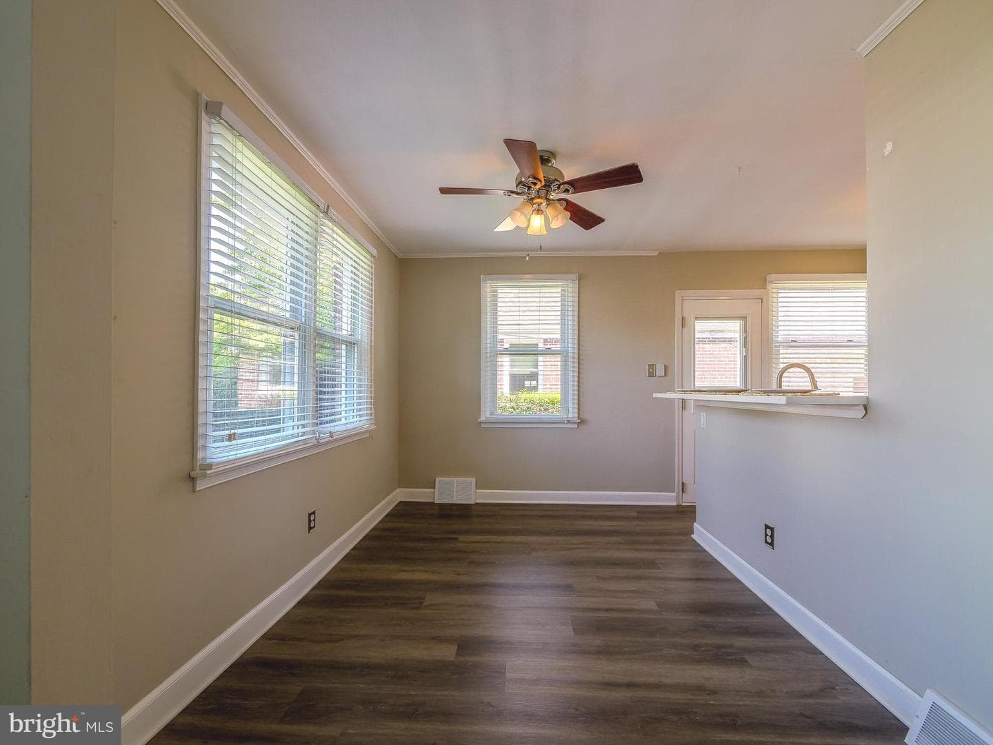 1109 Old Lane photo 8