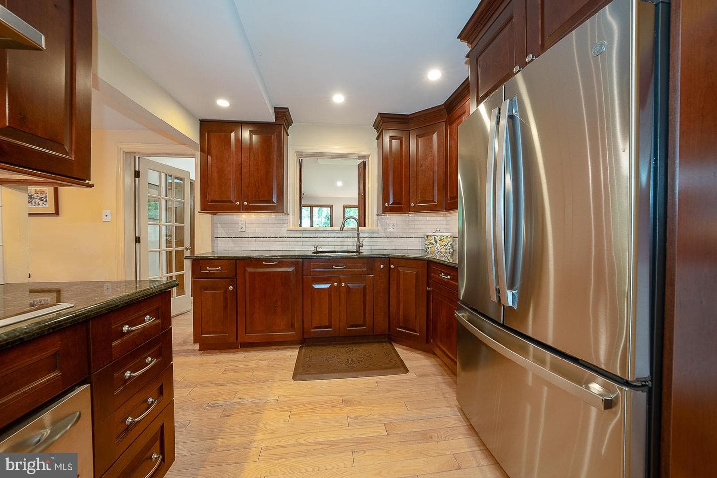 525 W Beechtree Lane photo 15