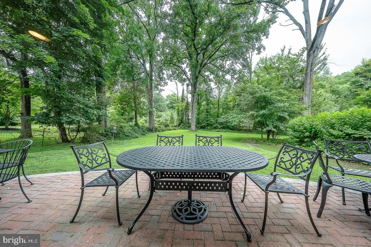 525 W Beechtree Lane photo 47