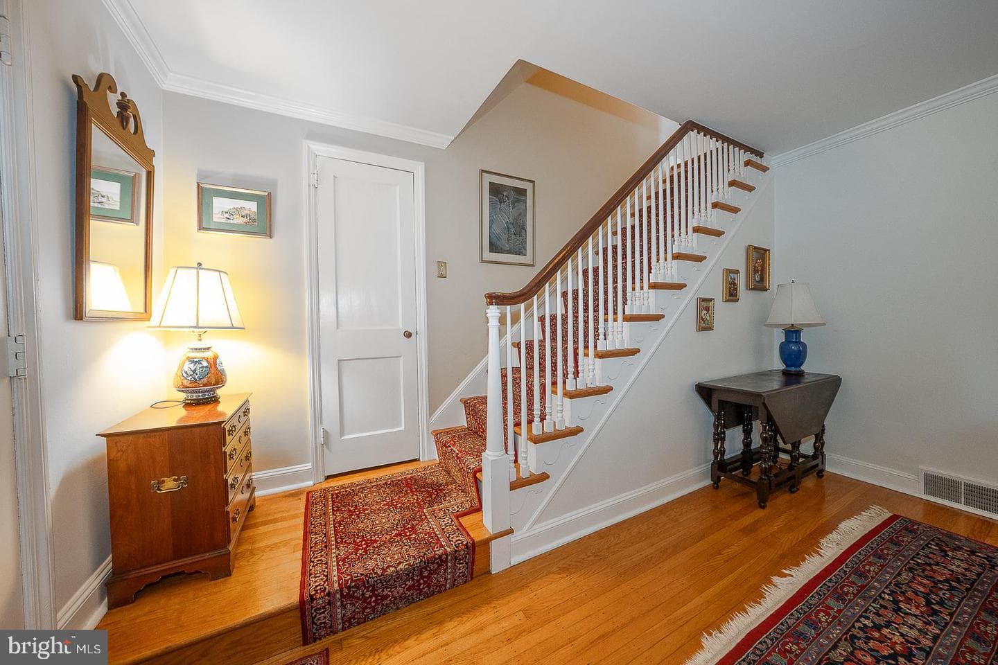 525 W Beechtree Lane photo 6