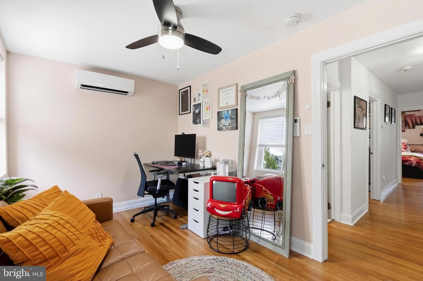 862 Martin Avenue photo 31