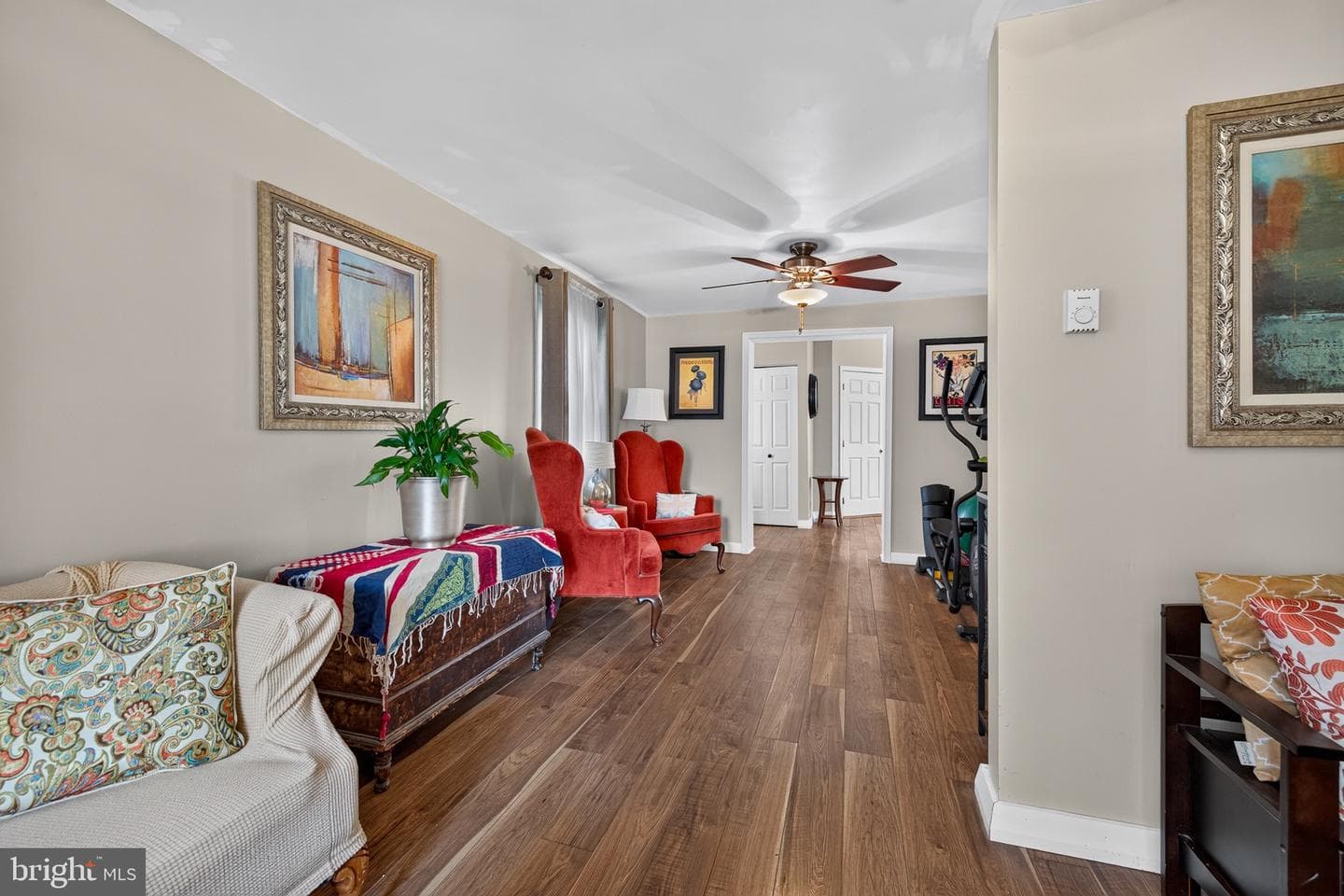 560 Holmes Road photo 10