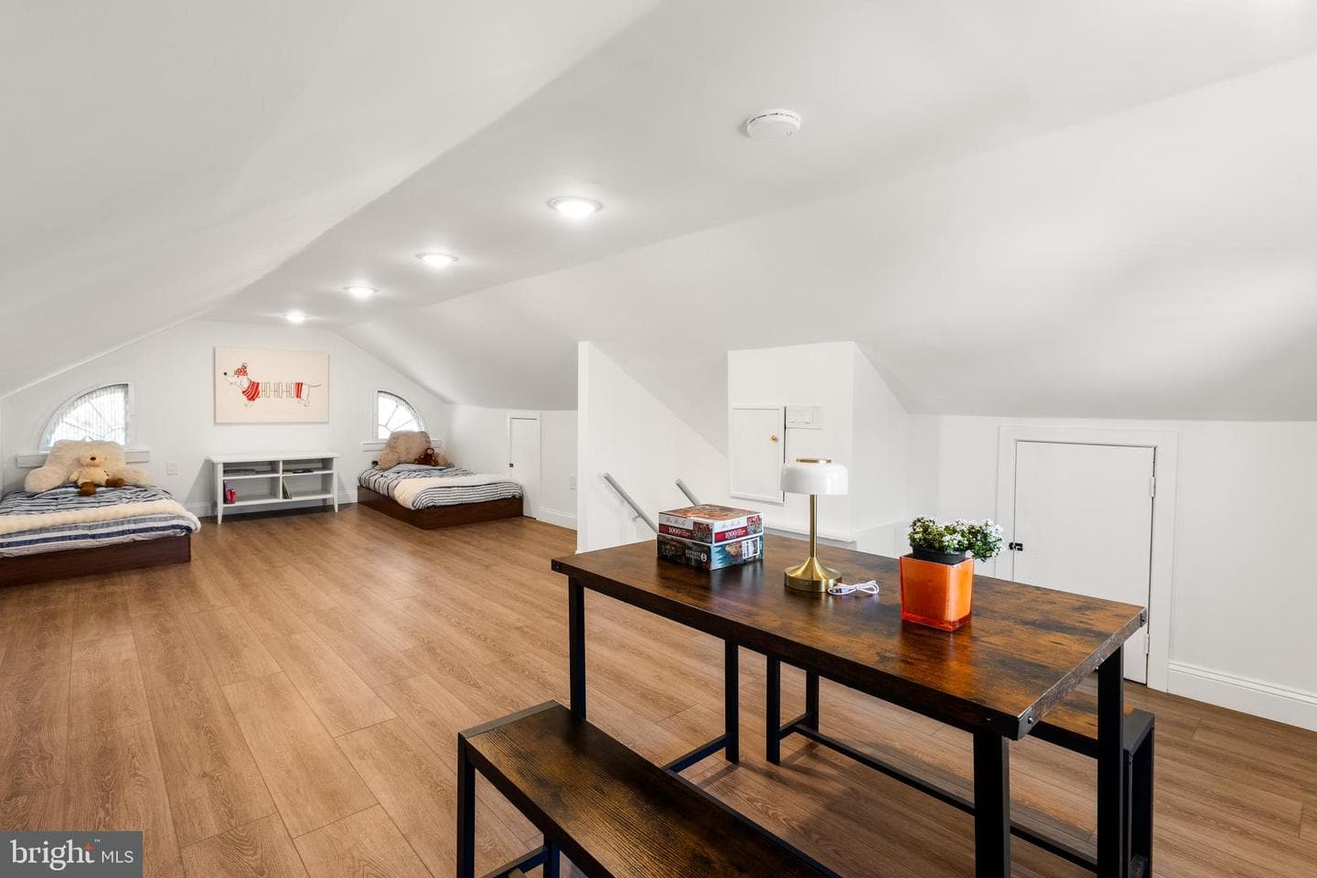 606 Valley Road photo 33