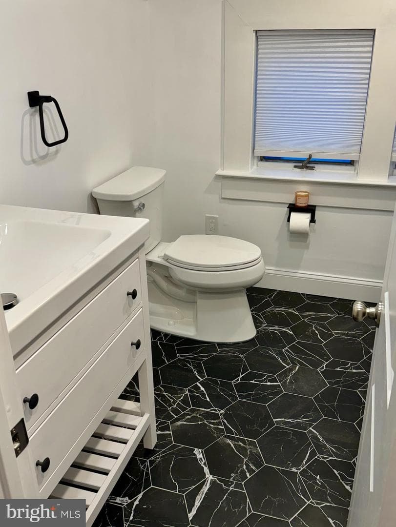 606 Valley Road photo 35
