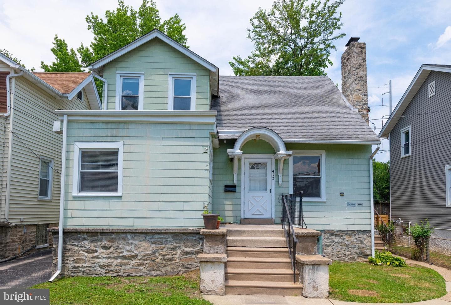413 Urban Avenue