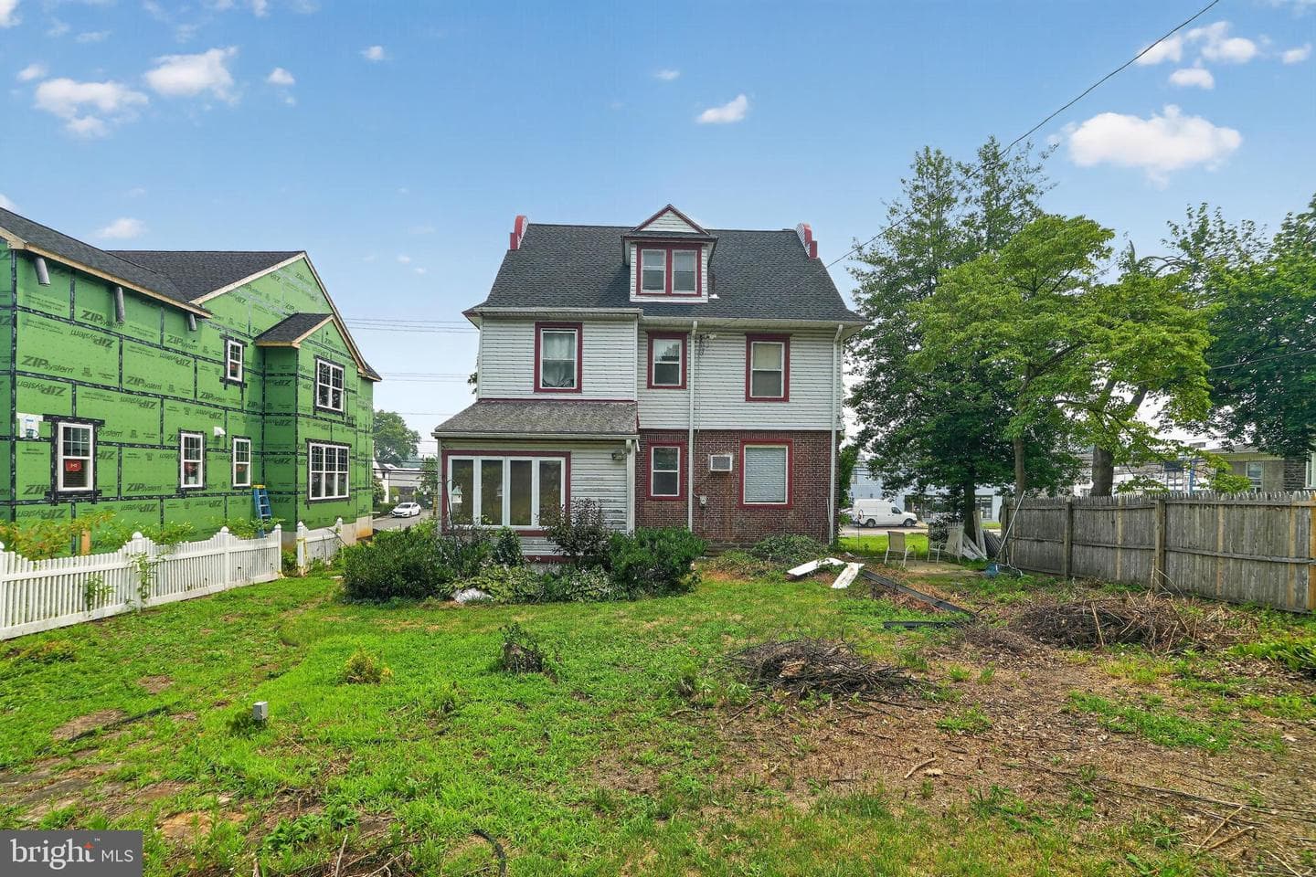 108 E Township Line Road photo 4