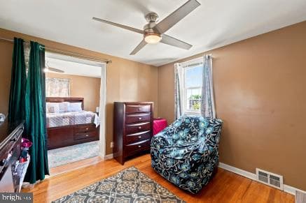 400 Russell Street photo 14