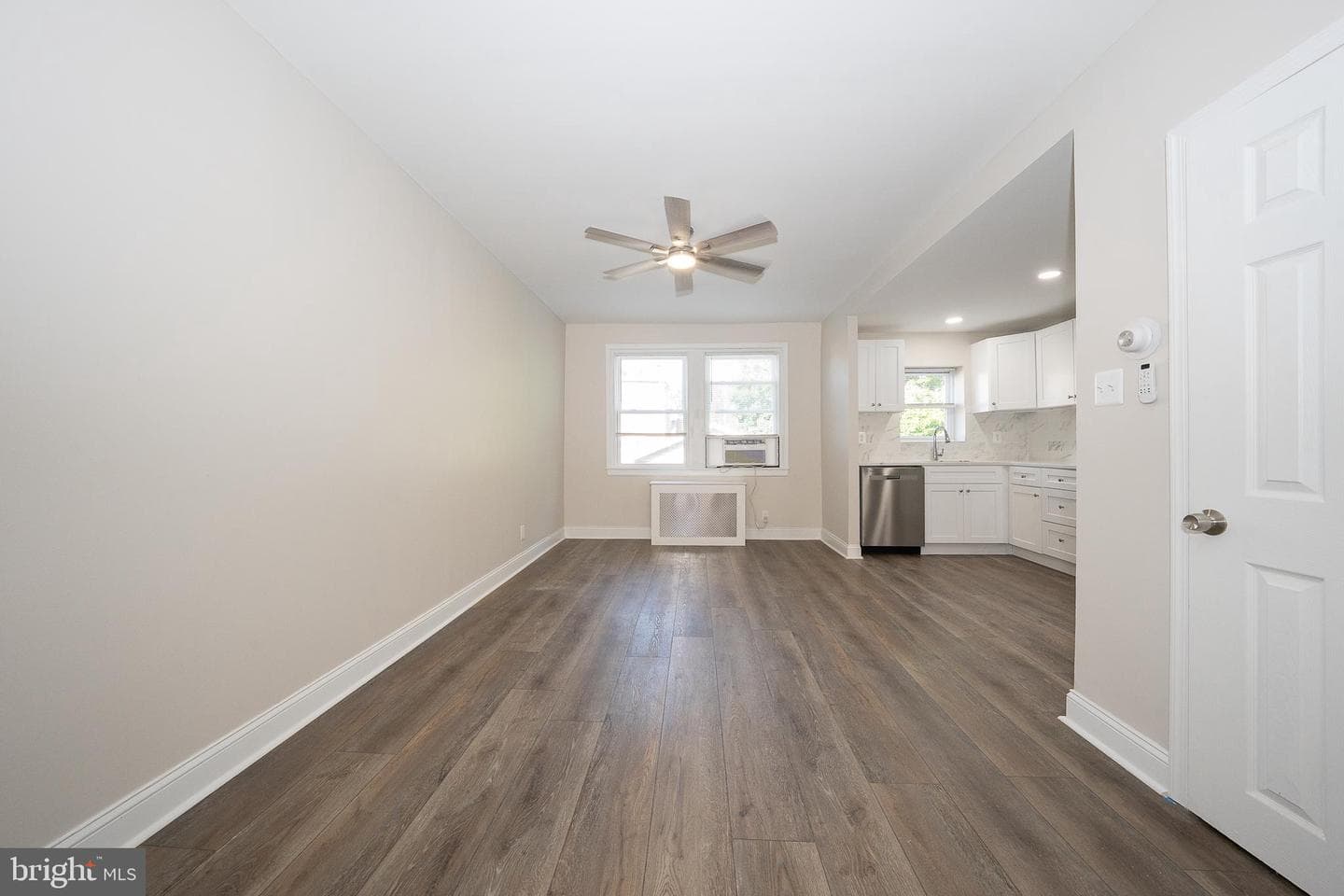 71 Barker Avenue photo 11