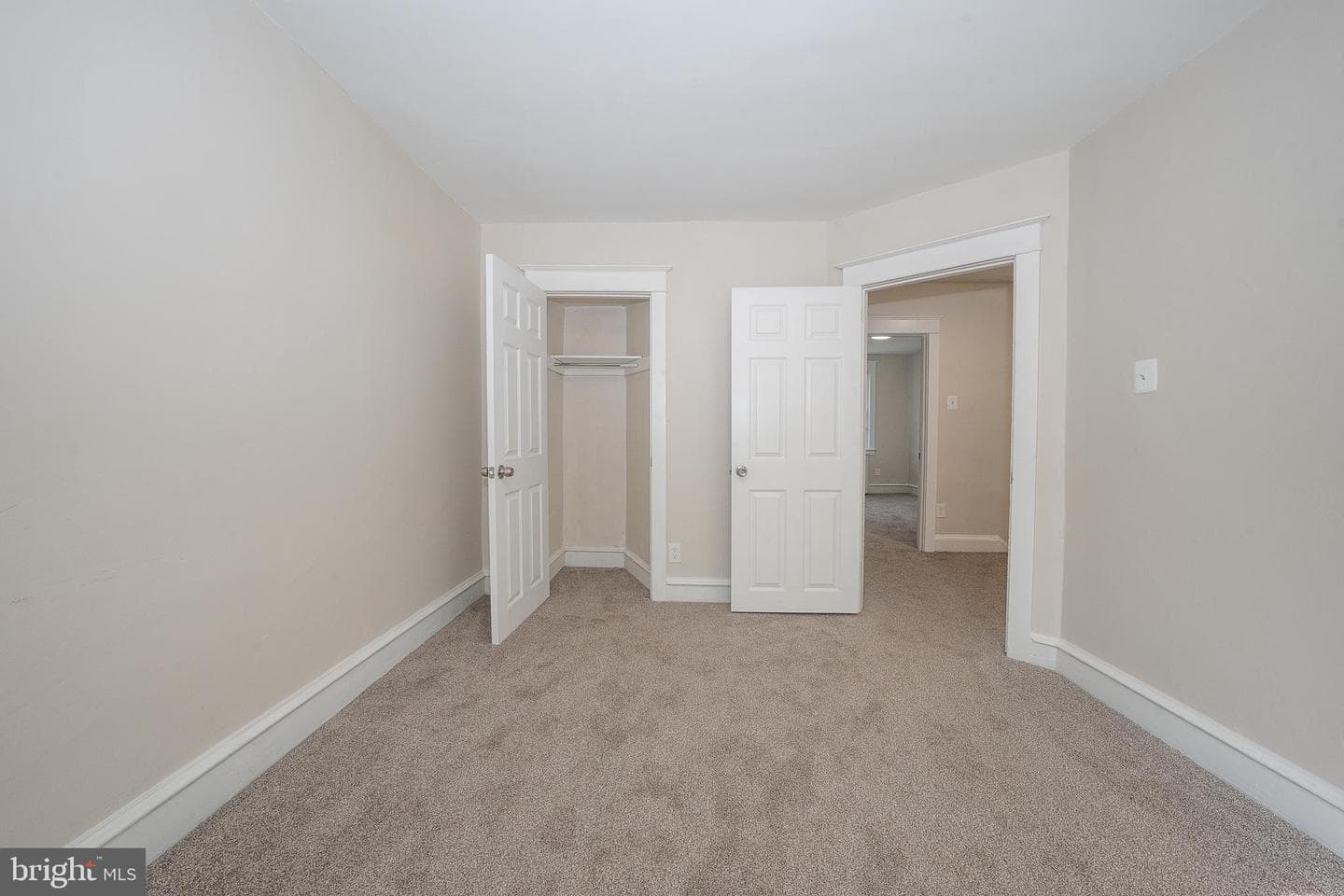 71 Barker Avenue photo 20